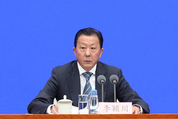 调教变态小男娃光屁股小嫩茎