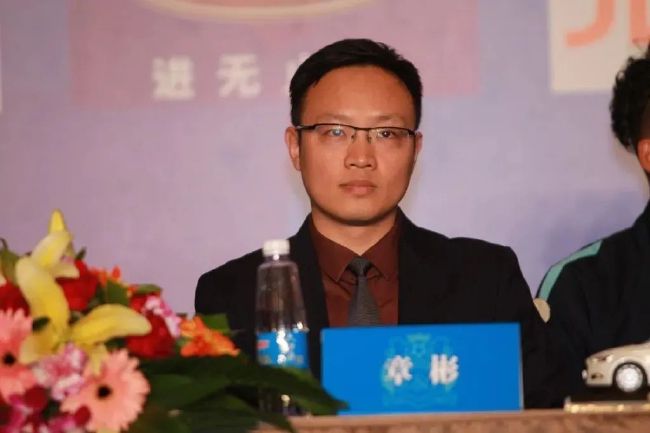 完全繁殖：束缚的美学