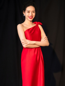 草美女视频